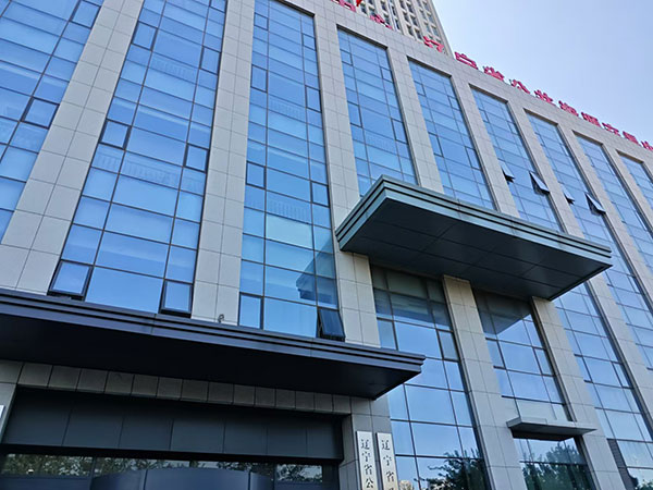 沈阳玻璃幕墙工程公司的构造设计 沈阳玻璃幕墙工程公司的构造设计
